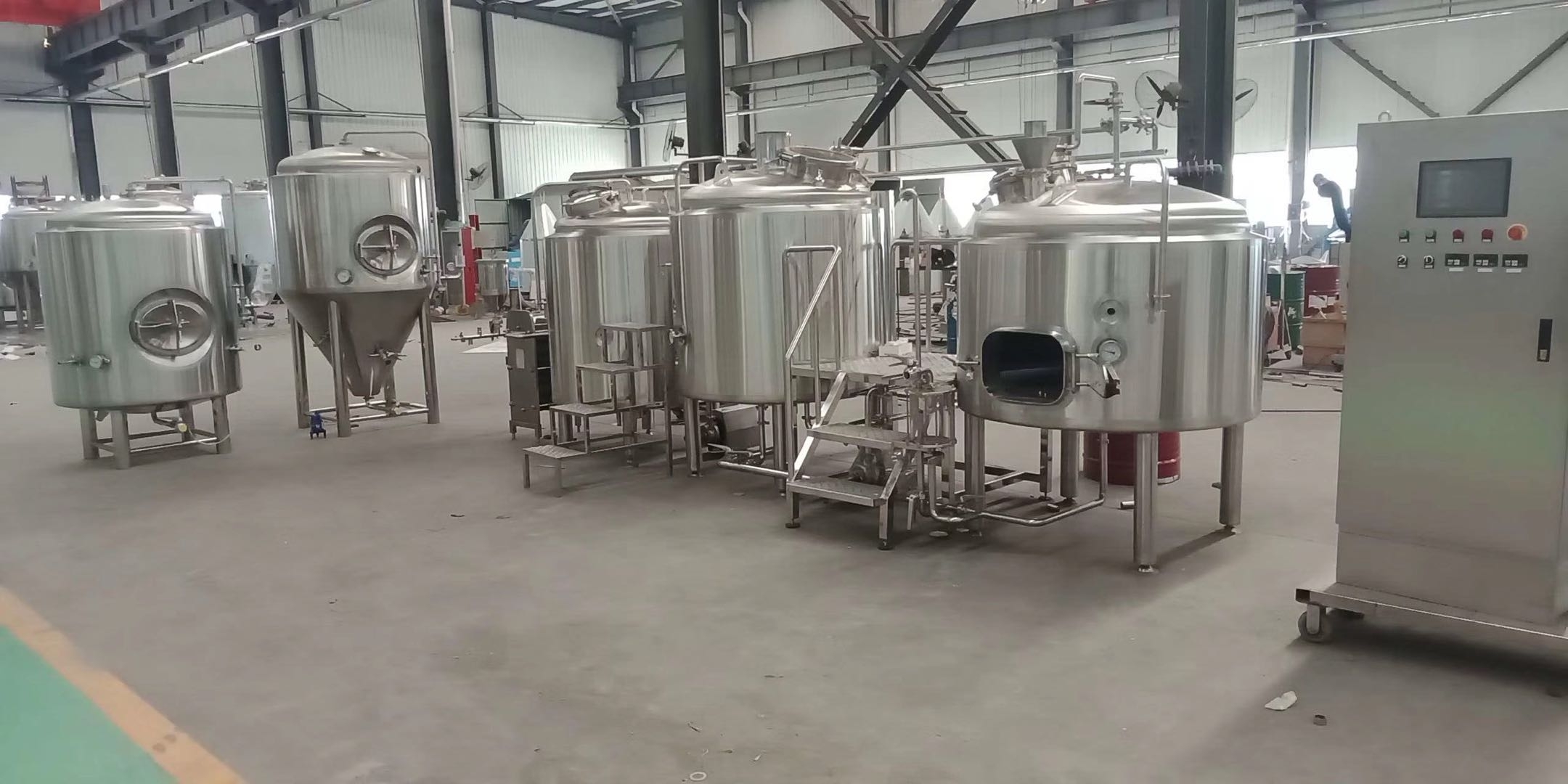 啤酒釀造設(shè)備 啤酒釀造設(shè)備